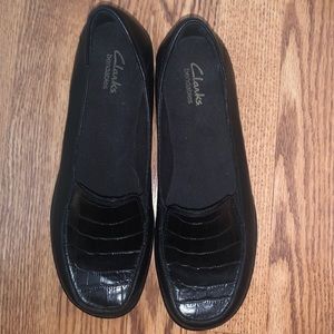 Clarks womens 8.5 M shoes flats wedges 8 1/2 comfort leather